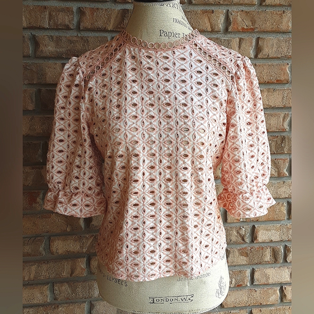 Broadway 38 Eyelet Embroidered Feminine Cotton Blend Top